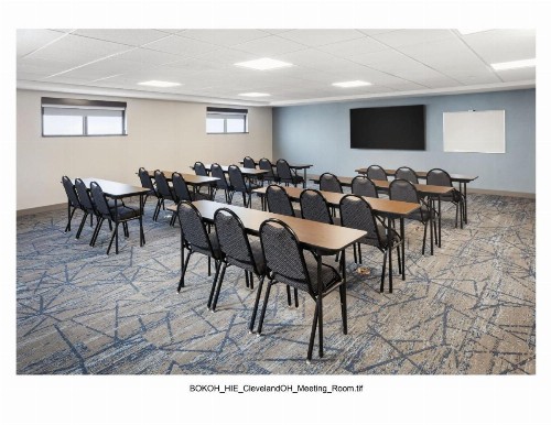 Holiday Inn Express Brookpark-Cleveland Airport Hotel - image 50