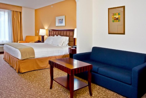 Holiday Inn Express Hotel & Suites Brooksville-I-75 an IHG Hotel - image 14