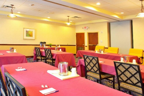 Holiday Inn Express Hotel & Suites Brooksville-I-75 an IHG Hotel - image 15