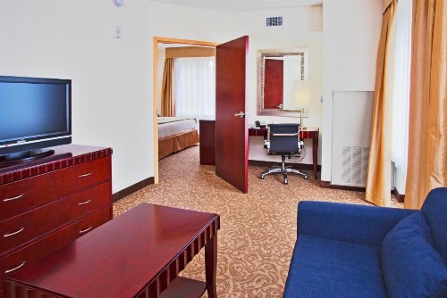Holiday Inn Express Hotel & Suites Brooksville-I-75 an IHG Hotel - image 24