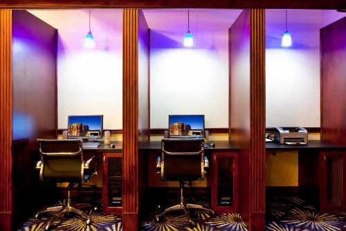 Holiday Inn Express Hotel & Suites Brooksville-I-75 an IHG Hotel - image 32