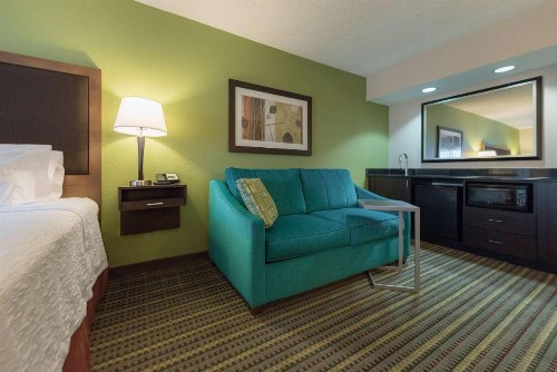 Hampton Inn Brooksville Dade City - image 28
