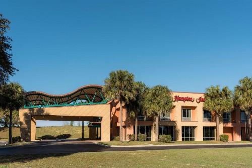 Hampton Inn Brooksville Dade City - image 44