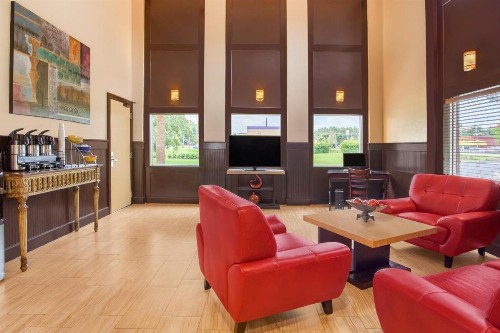 Days Inn by Wyndham Brooksville - image 19