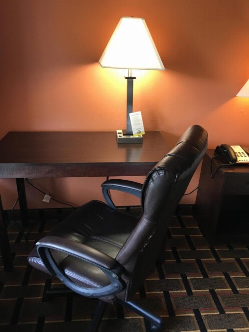 Days Inn by Wyndham Brooksville - image 28