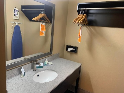 Quality Inn & Suites Brooksville I-75/Dade City - image 30
