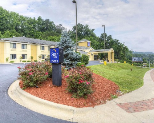 Sleep Inn Bryson City Cherokee - image 2