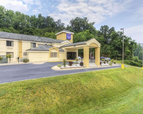 Sleep Inn Bryson City Cherokee - image 3