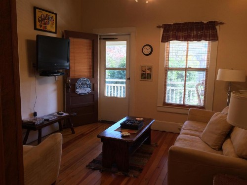 Calhoun House Inn & Suites - image 23
