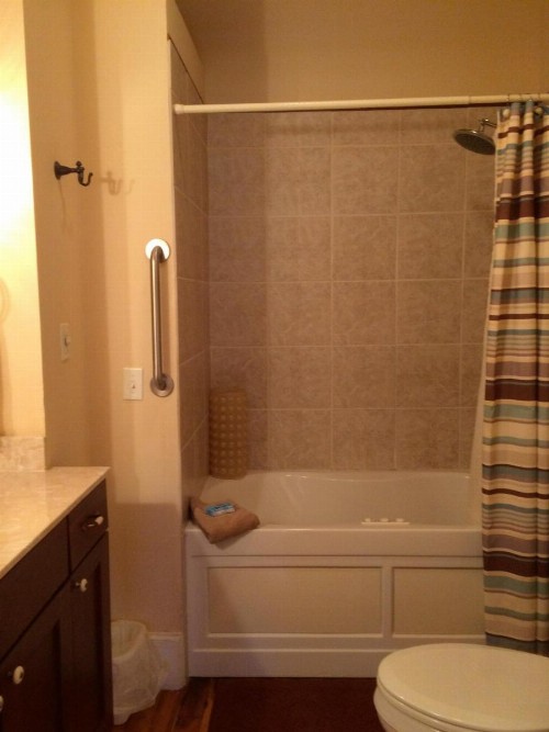 Calhoun House Inn & Suites - image 24
