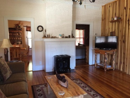 Calhoun House Inn & Suites - image 29