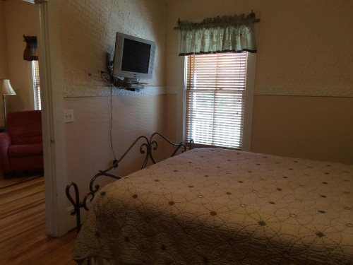 Calhoun House Inn & Suites - image 31