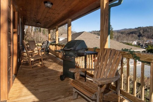 Calhoun House Inn & Suites - image 36