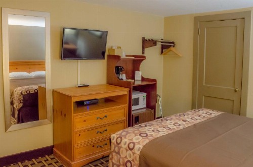 Relax Inn - Bryson City - image 18