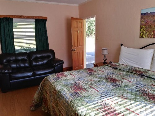 Riverbend Lodging - image 13