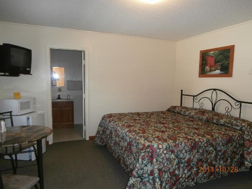 Riverbend Lodging - image 26