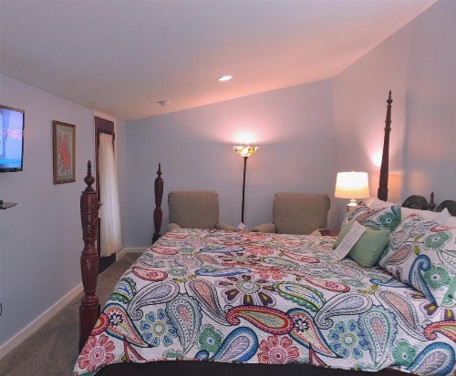 McKinley Edwards Inn - image 38