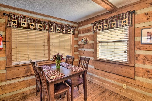 Karolina Cabin Hot Tub and Amazing Smoky Mtn Views! - image 10