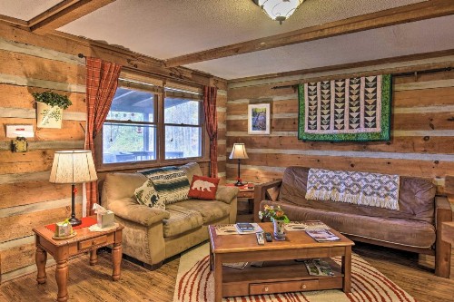 Karolina Cabin Hot Tub and Amazing Smoky Mtn Views! - image 6