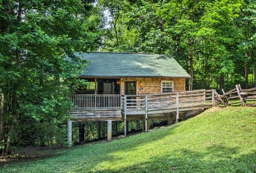 Bryson City Gone Biking Cabin with Porch and Spa - image 2