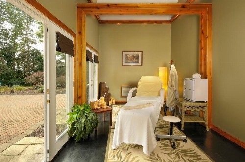HideAway Country Inn - image 7
