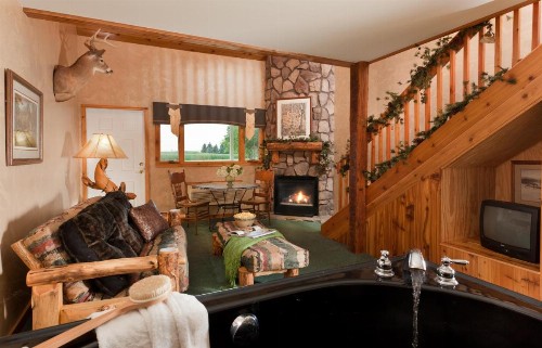 HideAway Country Inn - image 9