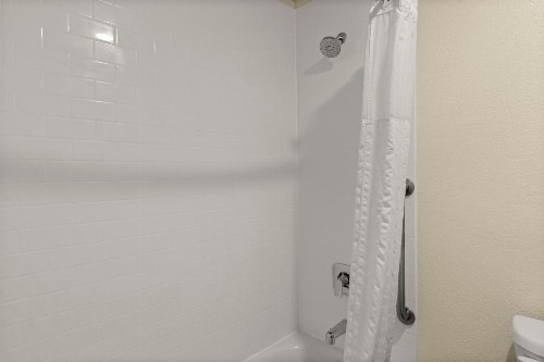Good Nite Inn Buena Park - image 2