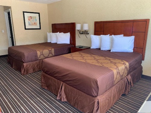 Buena Park Inn - image 21