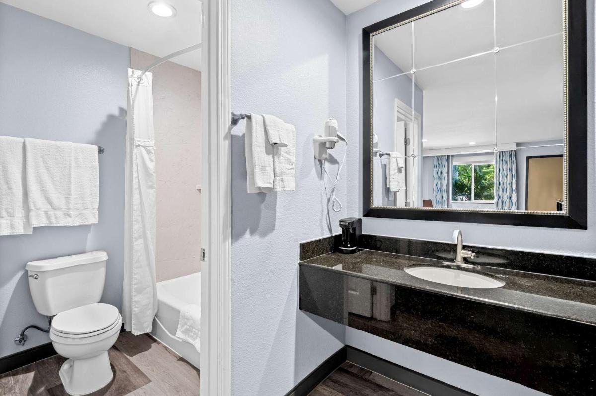 SureStay Hotel by Best Western Buena Park Anaheim - image 3