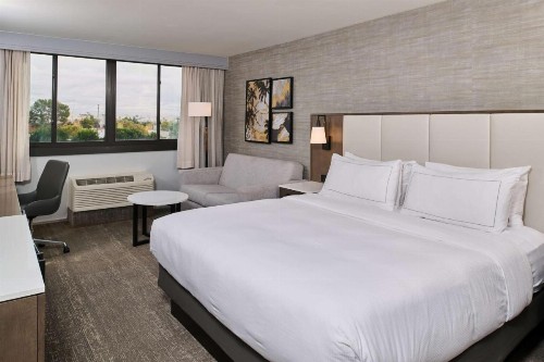 Holiday Inn Buena Park an IHG Hotel - image 25