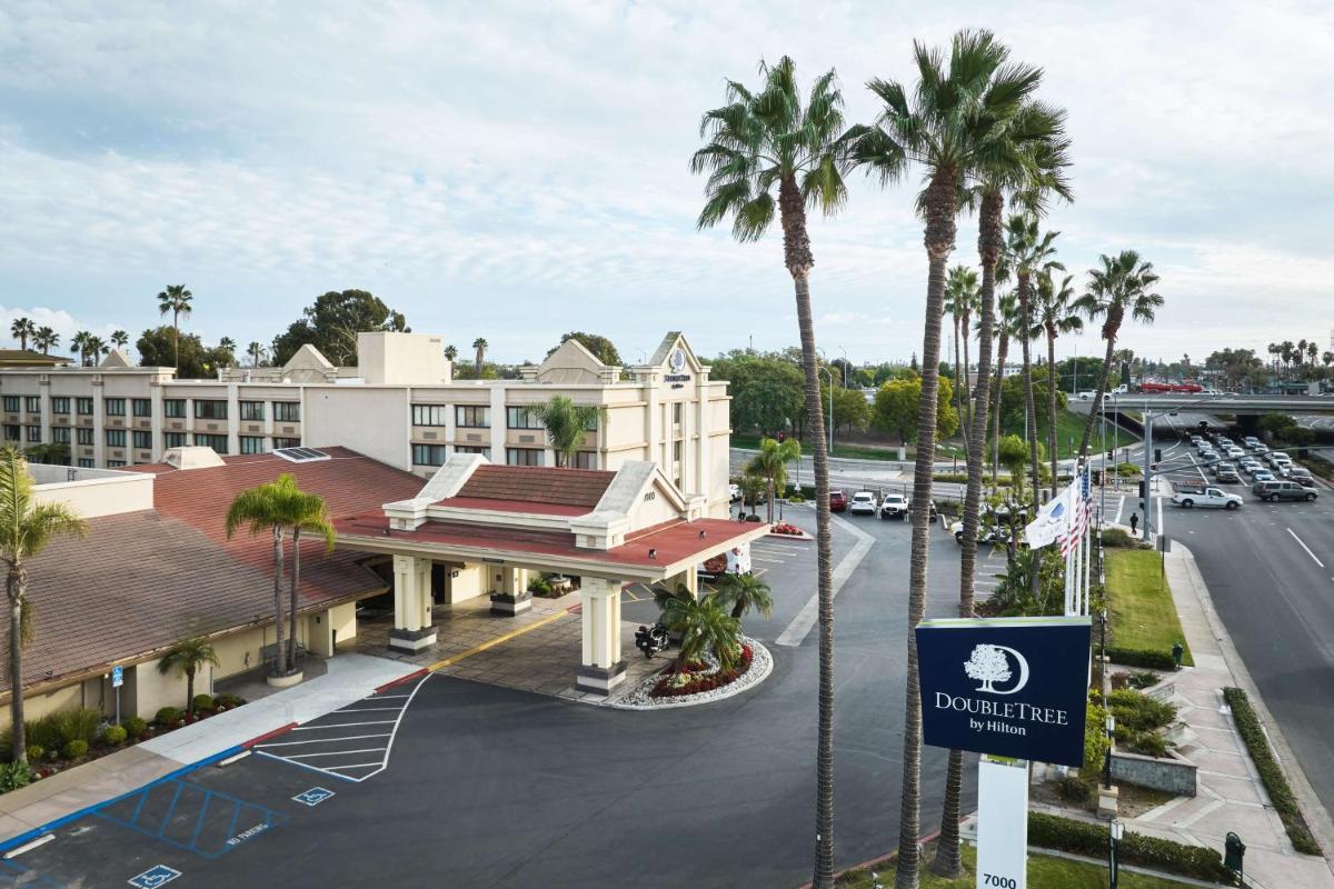 Holiday Inn Buena Park an IHG Hotel - image 3