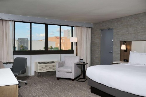 Holiday Inn Buena Park an IHG Hotel - image 34