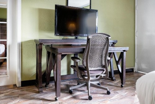 Quality Inn & Suites Buena Park Anaheim - image 7