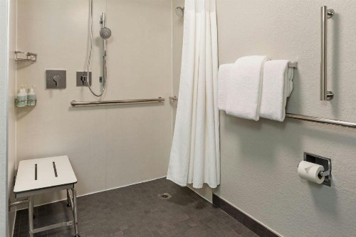 Courtyard Anaheim Buena Park - image 24