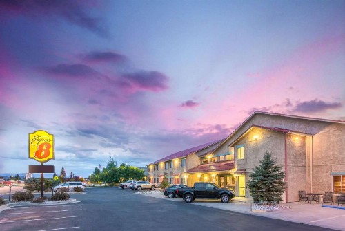 Super 8 by Wyndham Buena Vista - image 3