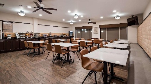 Best Western Vista Inn - image 6