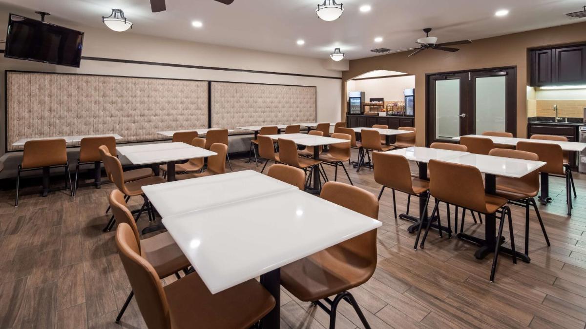 Best Western Vista Inn - image 7