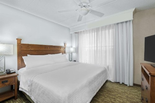Homewood Suites by Hilton Buffalo-Amherst - image 32