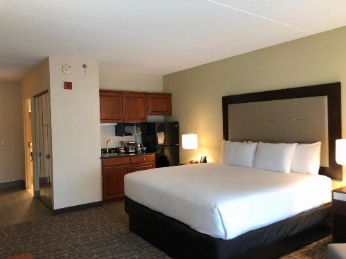 Wyndham Garden Buffalo Downtown - image 25