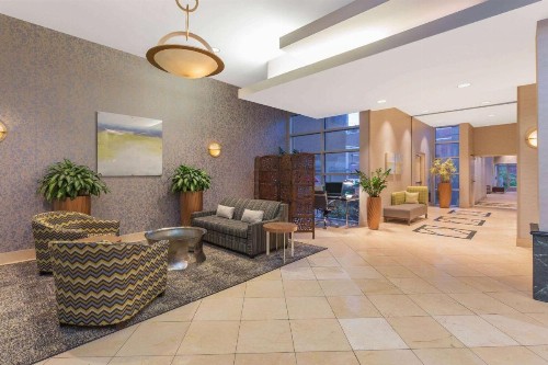 Wyndham Garden Buffalo Downtown - image 35