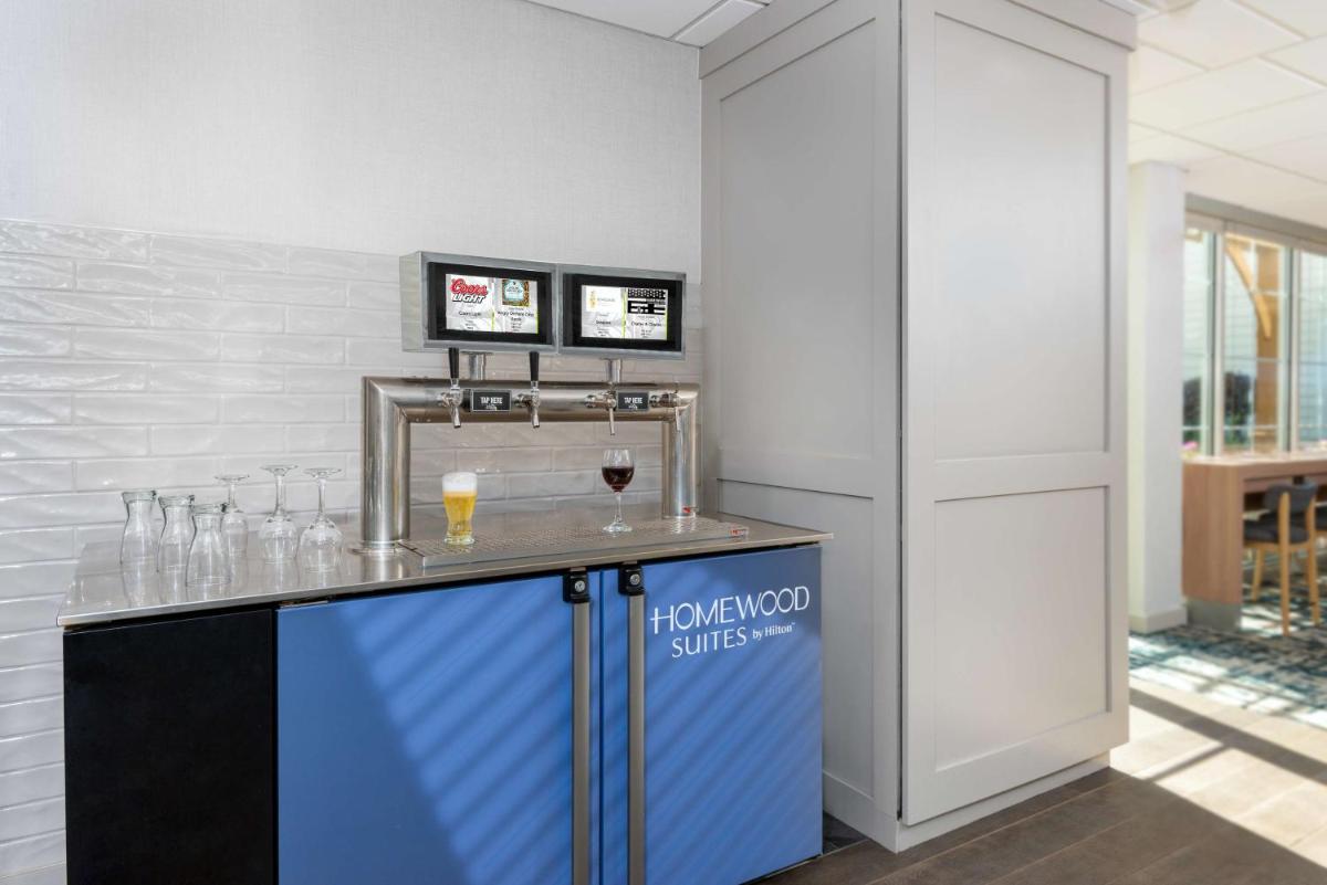 Homewood Suites by Hilton Buffalo/Airport - image 5
