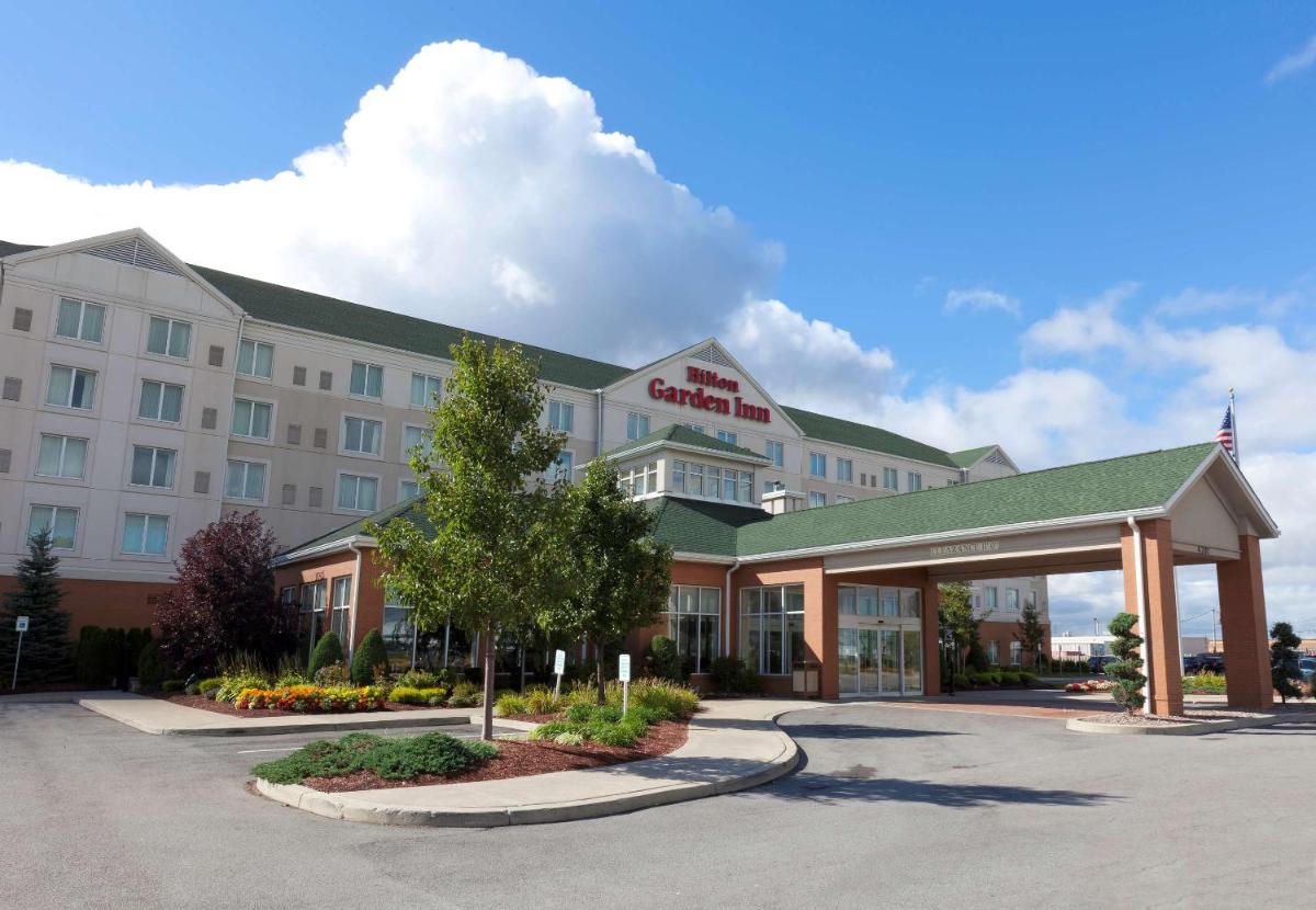 Hilton Garden Inn Buffalo Airport - image 2
