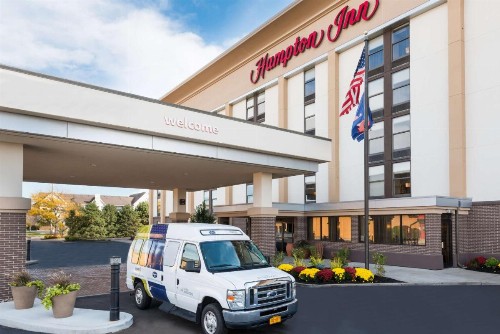 Hampton Inn Buffalo-Airport Galleria Mall - image 2
