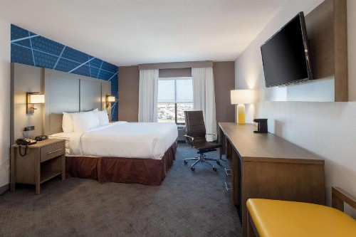 Days Hotel by Wyndham Buffalo Airport - image 10