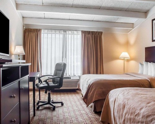 Quality Inn Buffalo Airport - image 16
