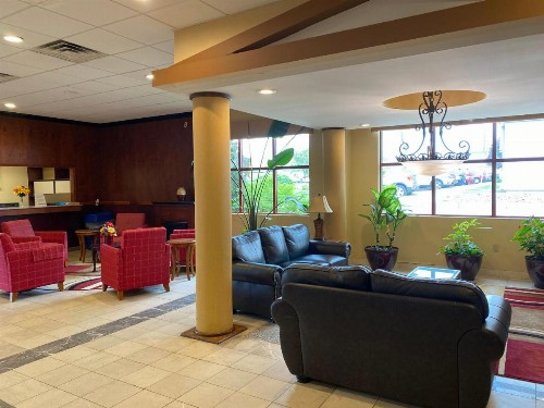 Quality Inn Buffalo Airport - image 6