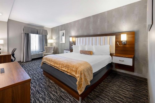 Best Western On The Avenue - image 21