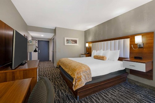 Best Western On The Avenue - image 35