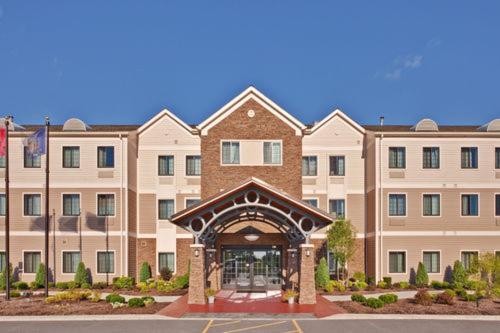 Hawthorn Suites by Wyndham Williamsville Buffalo Airport - image 21