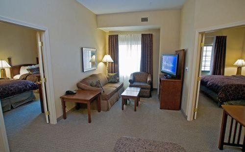 Hawthorn Suites by Wyndham Williamsville Buffalo Airport - image 8